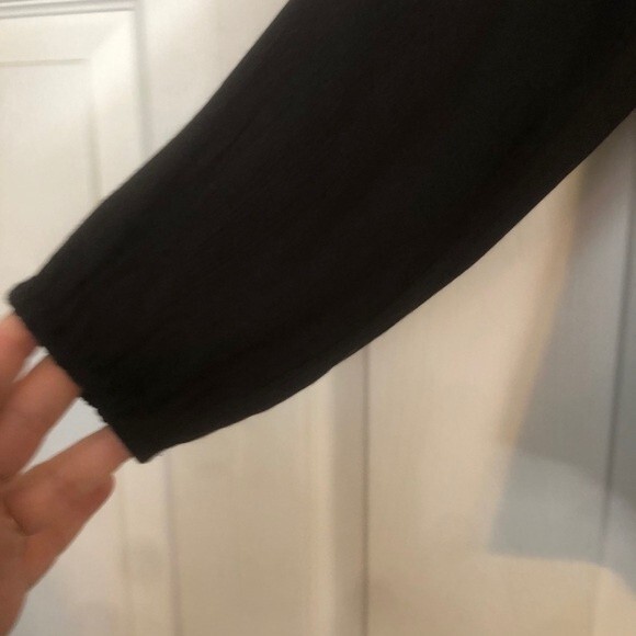 KIMCHI BLUE X-Small NWT Black Peasant Flowy Boho Chic V-Neck Tassels Oversized - Picture 2 of 8